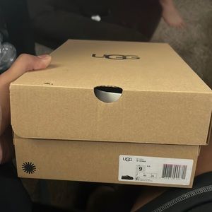 UGG Slippers (Never Worn)